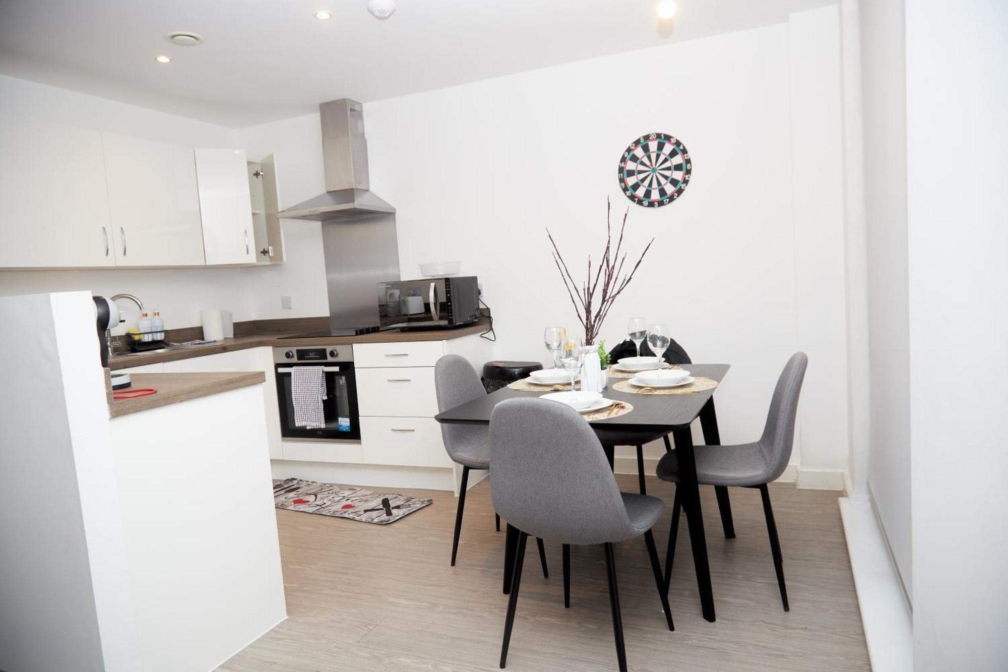 Obi'S House&Suites - Luxury 2Bed Duplex Apartment With Balcony Manchester Exterior photo