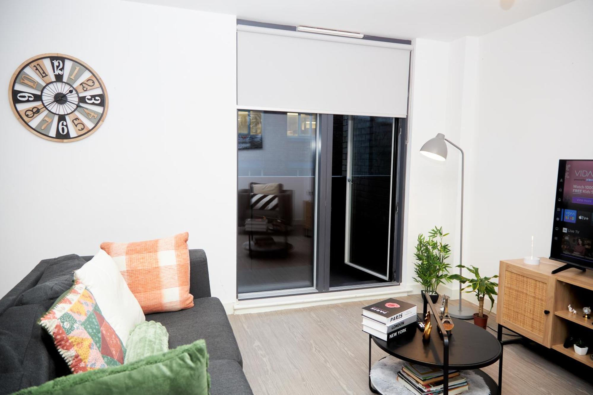 Obi'S House&Suites - Luxury 2Bed Duplex Apartment With Balcony Manchester Exterior photo